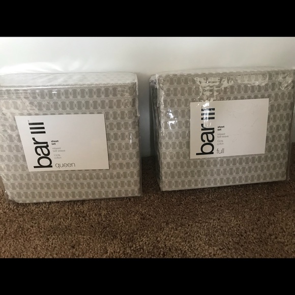 Bar III Token Queen/Full bed set - Picture 4 of 8